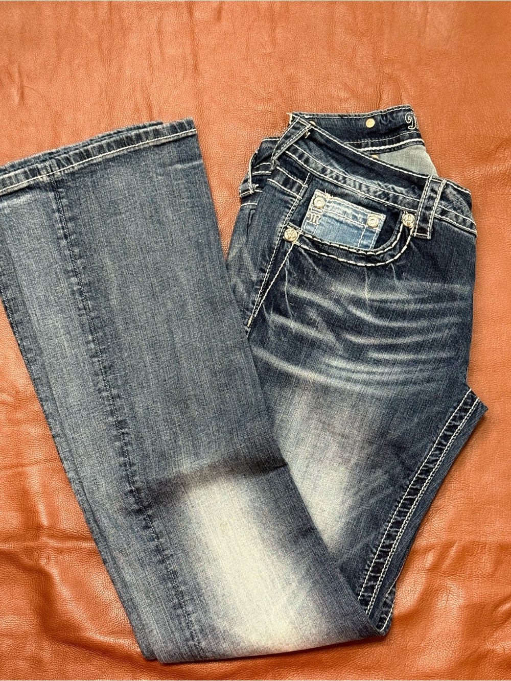 Miss Me Bootcut Jeans in Faded Blue with Contrast Stitching
